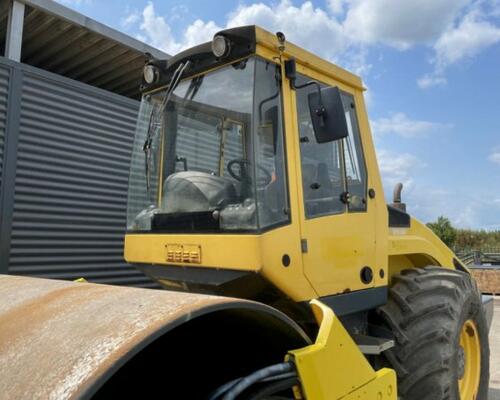 Bomag BW 213 DH-4