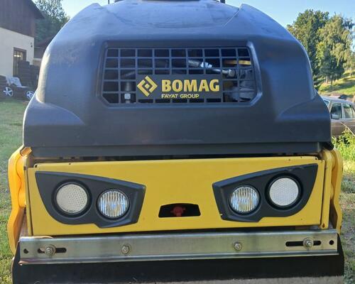 Bomag BW 90 AD-5 tandemový