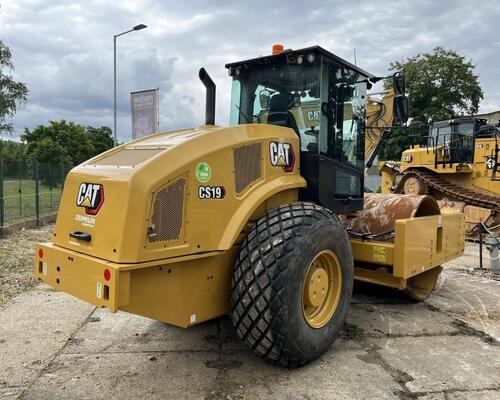Caterpillar CS19