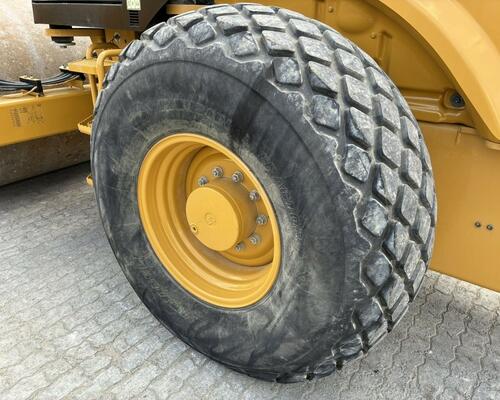 Caterpillar CS64B