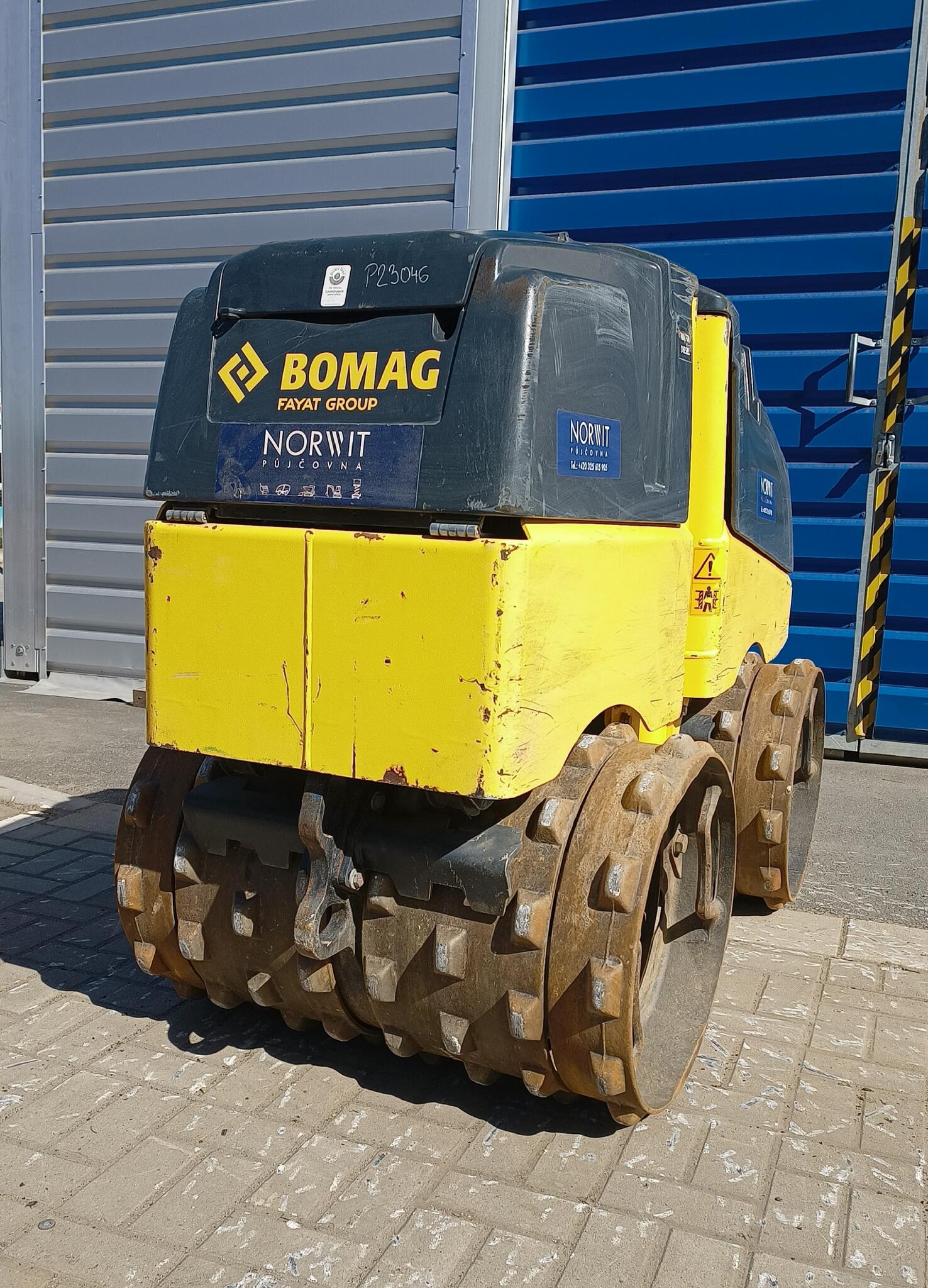 Ježkový válec Bomag BMP8500