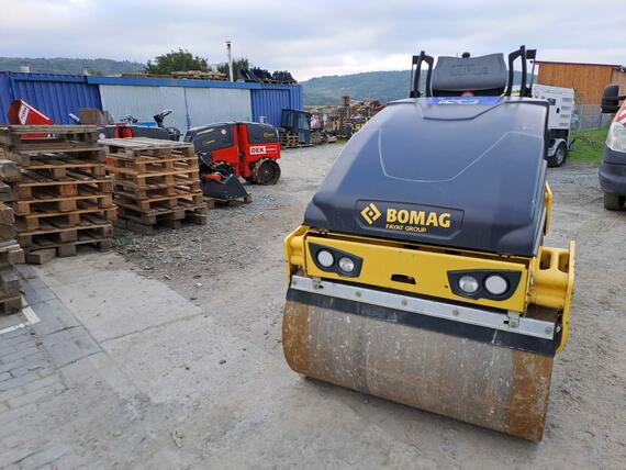 Válec Bomag BW 120AD