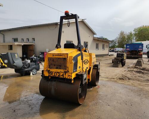 Válec JCB VMT280