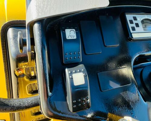 Vibrační válec Dynapac CC900 (Možnost leasingu)