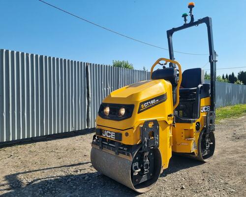 VIBRAČNÍ VÁLEC VMT160-80 JCB-Vibromax