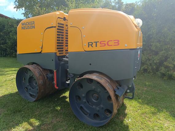 Vibrační válec Wacker Neuson RTKx-SC 3 - motor KUBOTA