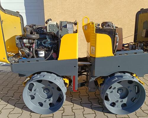 Vibrační válec Wacker Neuson RTKx-SC 3 - motor KUBOTA