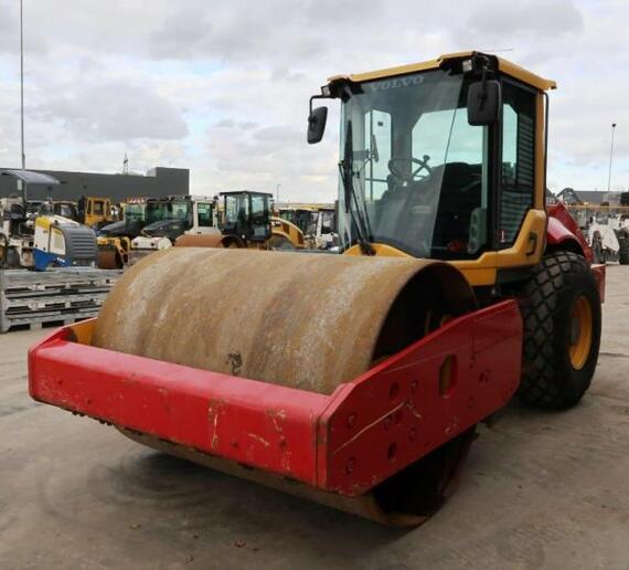 Volvo SD 135 B