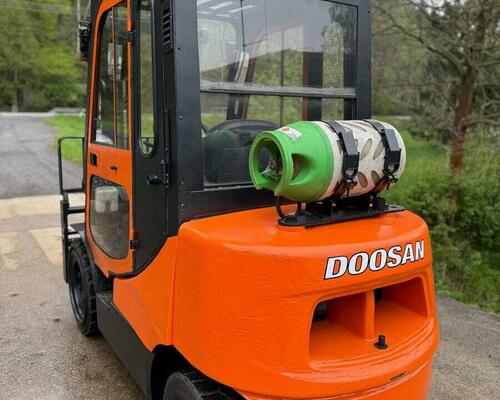 VZV Doosan G30E-5