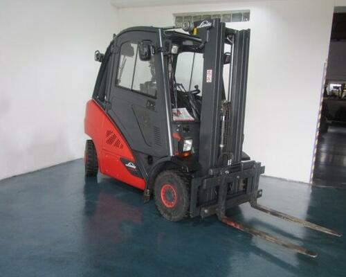 VZV LINDE H25D
