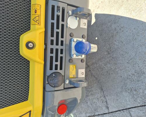 Sklad -8000€ Kramer 5040