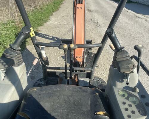 Yanmar vio 17