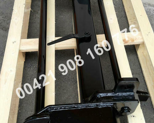 Adaptér, prechodka, redukcia John deere, euro - čelný nakladač na používanie príslušenstva UNC, Locust, novotný bobek