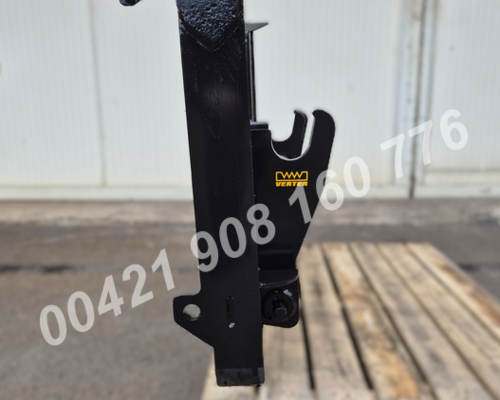 Adapter, redukce JCB Qfit teleskop / Manitou náradie, prídavné zariadenia