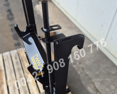 Adapter, redukce JCB Qfit teleskop / Manitou náradie, prídavné zariadenia