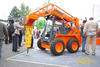 Smykem řízený nakladač Locust L 752 s hydraulickým kladivem Indeco HP 350