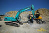 Pásové rypadlo Kobelco SK 210 LC s drticí lžící Meccanica Breganzese BF 90.3