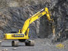 Pásové rypadlo Komatsu PC450LC-8 firmy Outulný s kladivem Atlas Copco