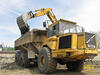 Kloubový dempr Volvo A25C + pásové rypadlo JCB JS 260 XD
