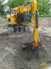 Kolové rypadlo JCB JS145 s hydraulicky polohovací platýrkou