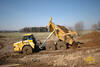 Kloubový dempr Komatsu HM400-1