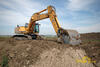 Pásové rypadlo Liebherr R 944 Litronic firmy Rovina