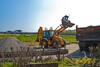 Rypadlonakladač JCB 4CX firmy Strabag