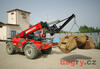 Manipulátor Manitou MT 1030 S nese korečky z říčního rypadla