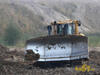 Pásový dozer Caterpillar D8R pracující pro Vodohospodářské stavby