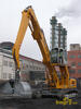 Pásové rypadlo pro překládku materiálu Liebherr R 934 C EW Litronic se zvednutou kabinou