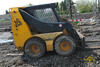 Smykem řízený nakladač JCB Robot 165