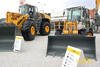 Kolové nakladače Liebherr L 586 2plus2 a L 509 Stereo