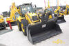 Rypadlonakladač New Holland B115 s kladivem Chicago Pneumatic CP 300