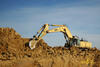 Pásové rypadlo Komatsu PC650SE