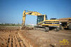 Pásové rypadlo Caterpillar 325B L firmy Strojrent