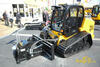 Pásový smykem řízený nakladač JCB 1110T Series II