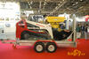 Pásový smykem řízený nakladač Takeuchi TL220