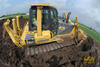 Zapadený pásový dozer Komatsu D65EX firmy Alpine stavební CZ