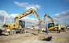 Kolové rypadlo Caterpillar M318 C a pásové rypadlo Caterpillar 312C