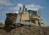 10. Dozer Caterpillar D6T XL při skrývce ornice