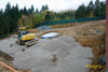 27. Kolové rypadlo New Holland MH City čeká rozhrnování štěrku (Foto Karel Pažourek)
