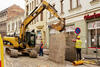 Pásové rypadlo Caterpillar 312C se chystá na zdvih pažicího boxu