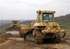 Dozer Caterpillar D6N XL firmy Sedos stavby a dozer Caterpillar D8R II