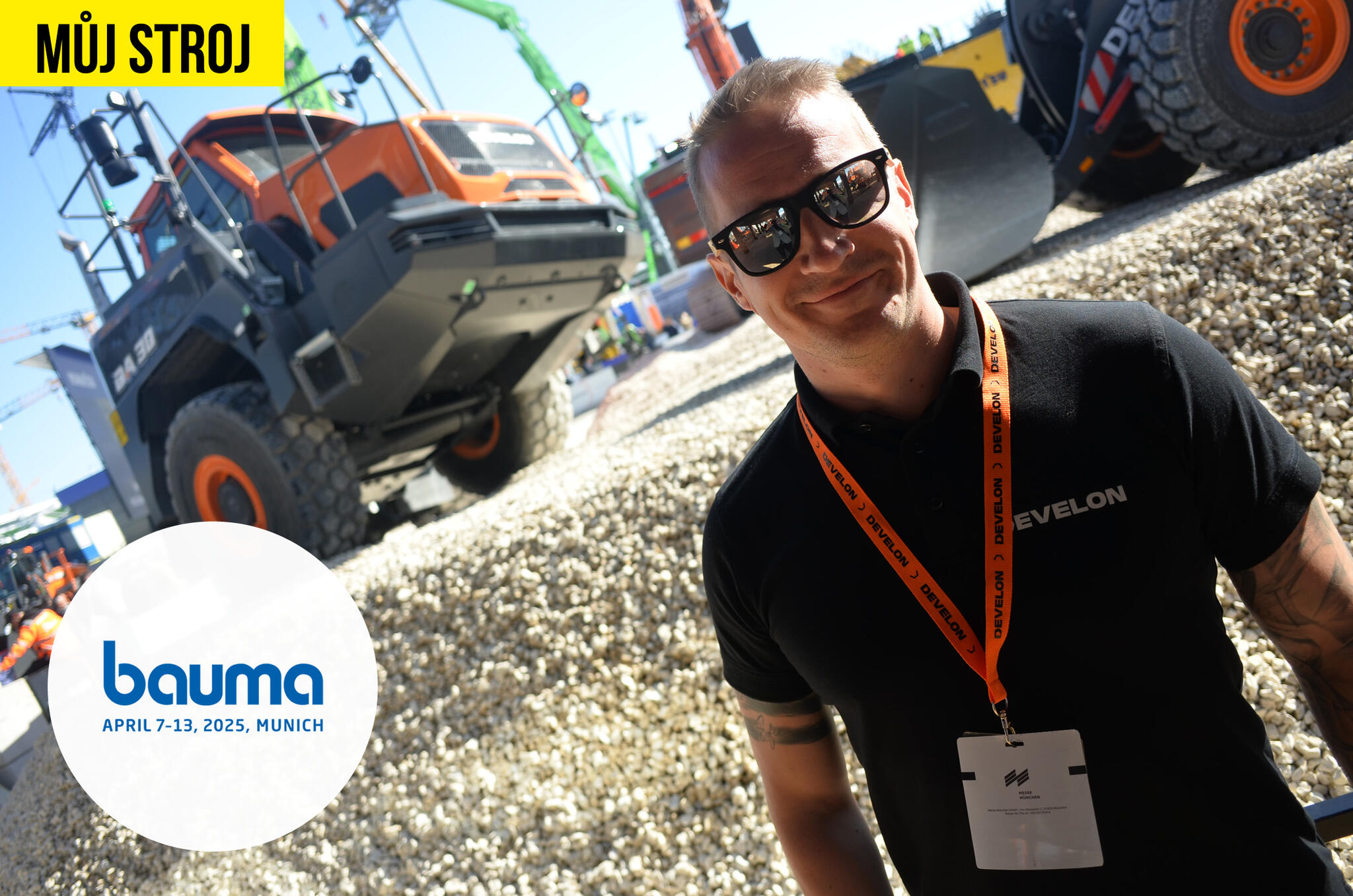 Jonáš Fejfar před kloubovým demprem Develon DA30-7