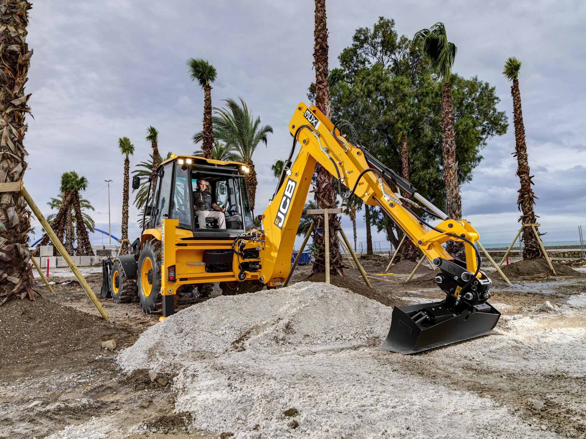03. JCB 3CX Sitemaster