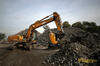 Drticí lopata Hartl Crusher HBC 750 na pásovém nakladači Liebherr 934