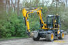04. JCB Hydradig 110W se dokáže přemisťovat opravdu svižně