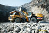 Liebherr L 576 XPower nakládá dempr Caterpillar 769D v lomu Kámen Zbraslav