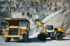 Liebherr L 576 XPower nakládá pevný dempr Caterpillar 769D