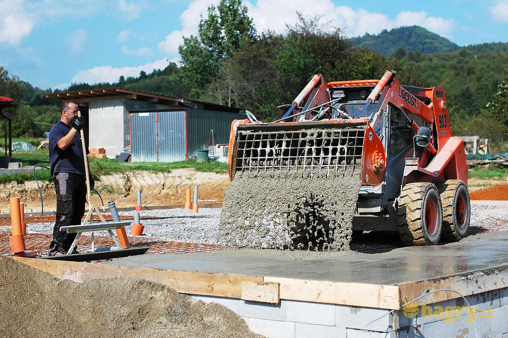Míchací lopata na beton Kovaco ML 300: Čo bolo, to bolo